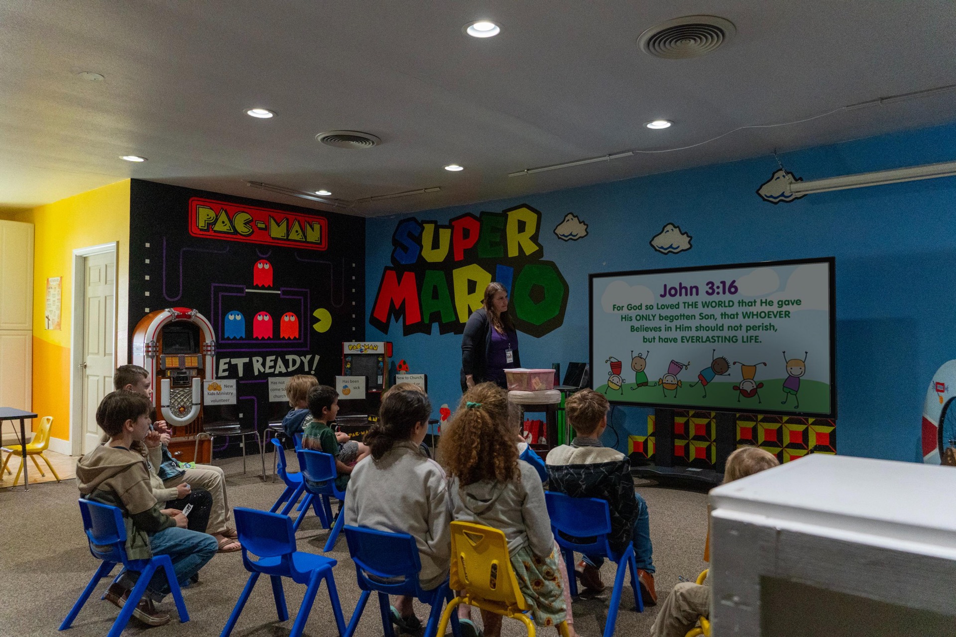 Upper elementary kids gathered in the classroom